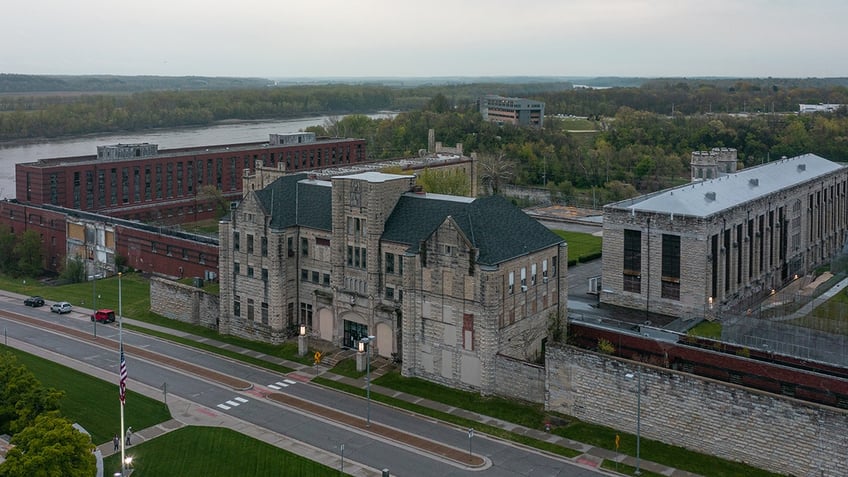 10 best fall ghost tours for spine tingling fun in america