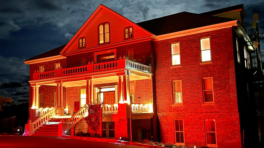 10 best fall ghost tours for spine tingling fun in america