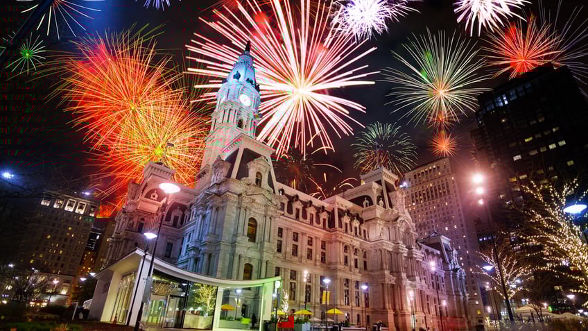 10 cities with amazing fourth of july fireworks shows you can visit