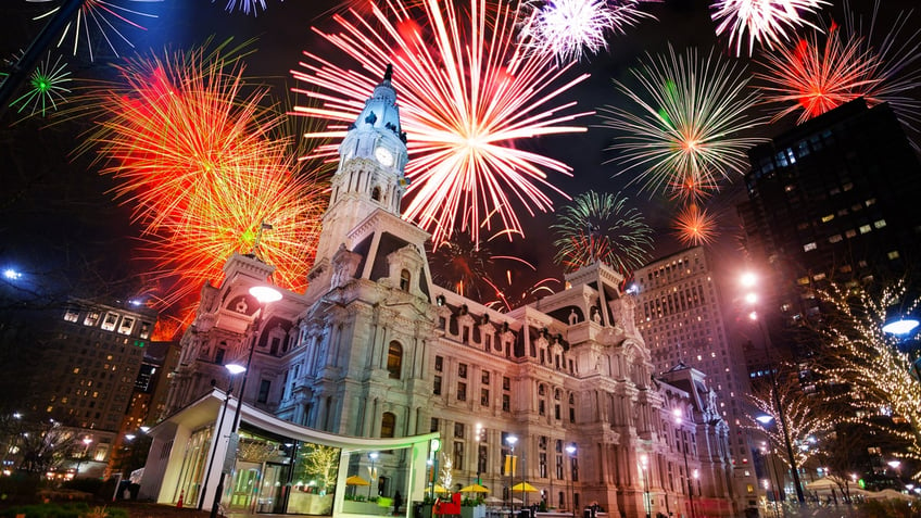 10 cities with amazing fourth of july fireworks shows you can visit