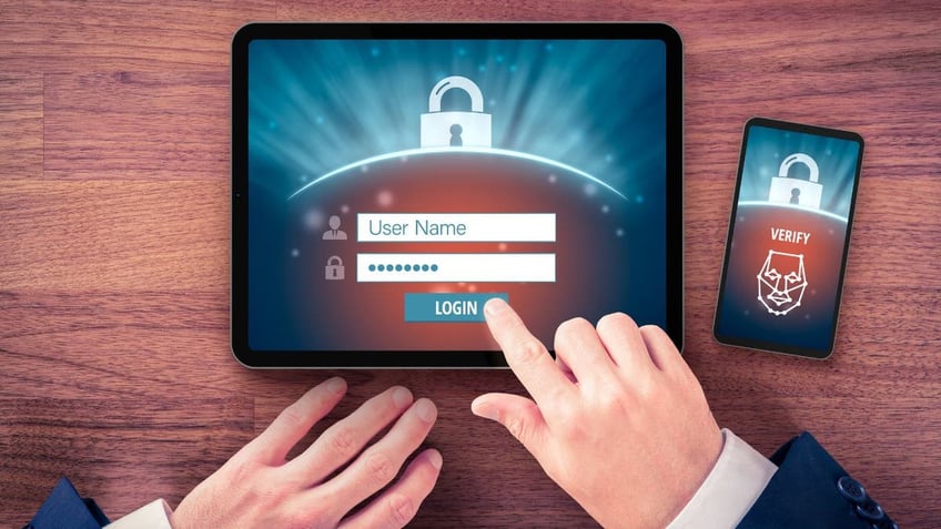 10 easy ways to prevent someone from spying on you