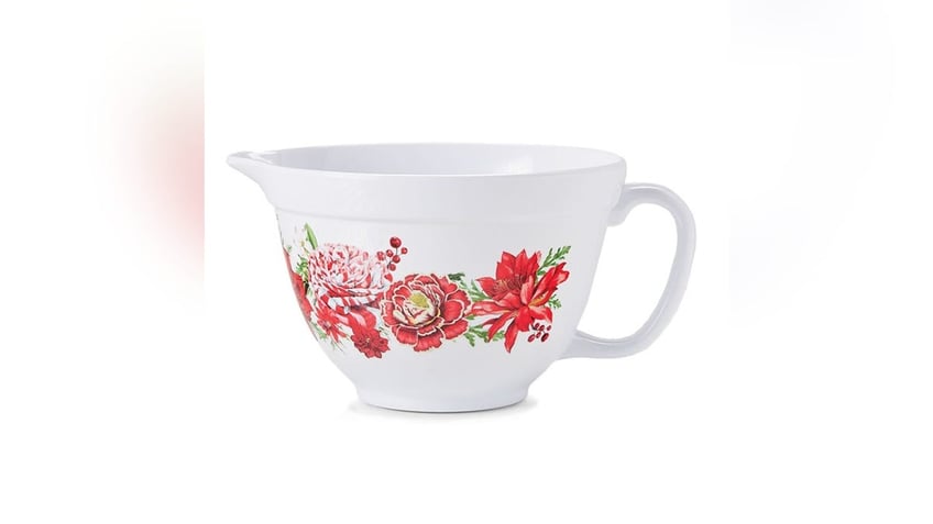 This beautiful mixing bowl provides the perfect place to create all your cookie doughs, cake batters and more. 