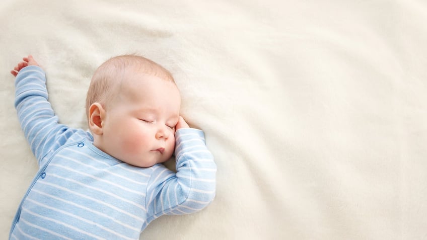 10 items that help your baby sleep through the night