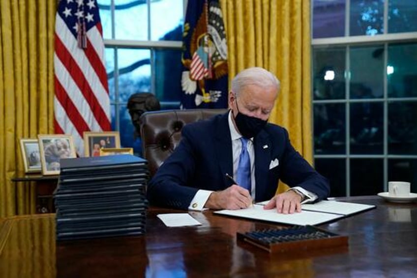 10 million illegals later biden to use executive orders to fix his f up report