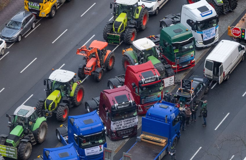 10000 expected at tractor protest against german government as truckers join rebels