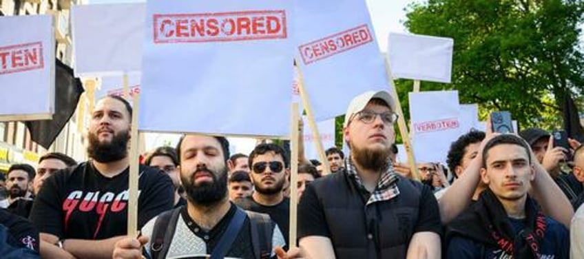 1000s of islamists protest against censorship after calls for a caliphate in germenay are banned