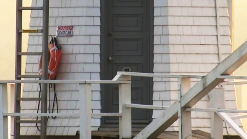 11 injured when maine lighthouse walkway cracks during annual event collapsing sound and then some screams