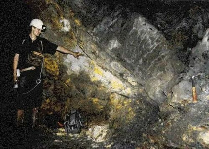 17 out of place artifacts that suggest high tech civilizations existed thousands or millions of years ago