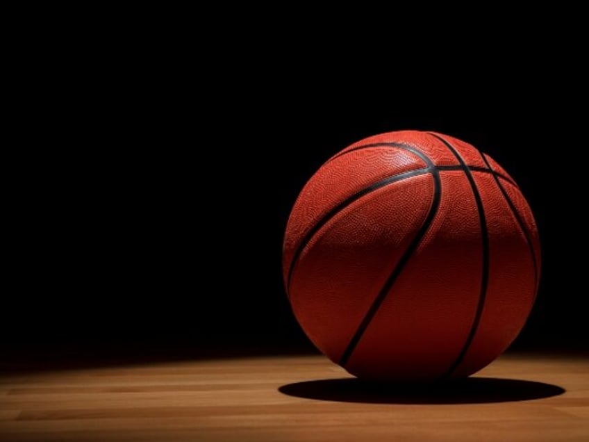 17 year old alabama high school basketball star dies after collapsing during workout