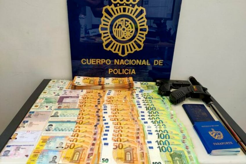 2 arrested in serbia suspected of smuggling cubans to spain as part of an international crime group