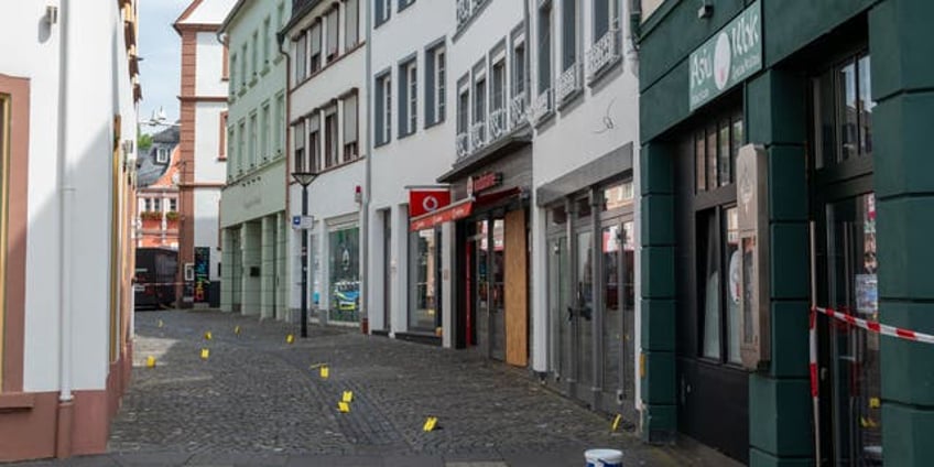 2 us service members arrested in connection to fatal stabbing in germany