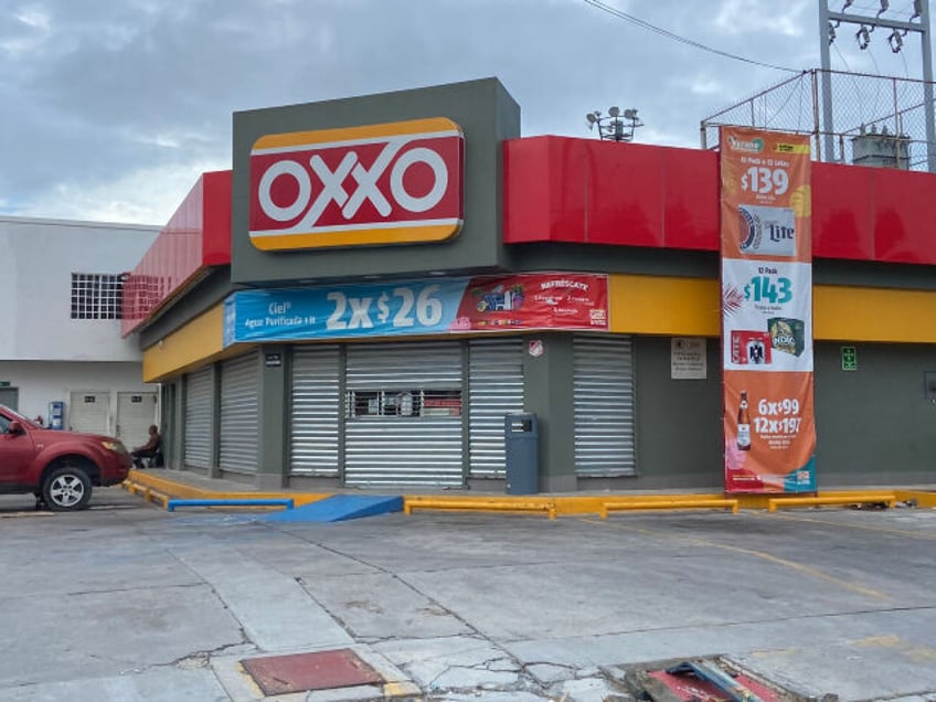 Closed Oxxo