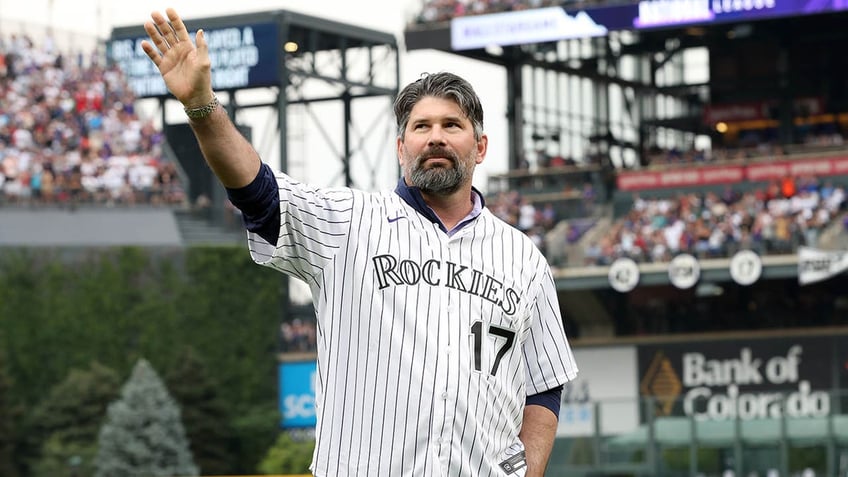 Todd Helton waving