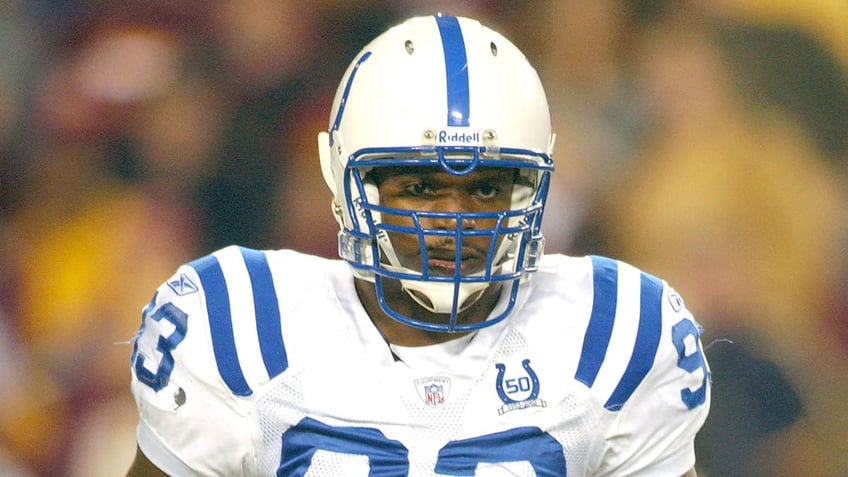 Dwight Freeney