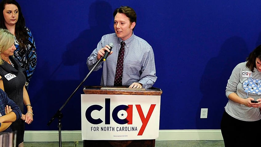 Clay Aiken runs for Congress