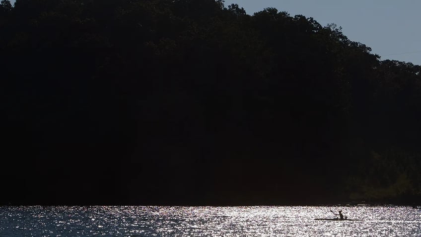 24 year old man fatally electrocuted after jumping off dock into lake lanier in georgia