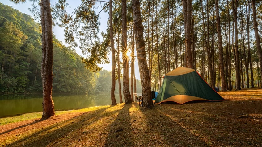 25 camping essentials you need for venturing out into the woods