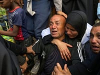 27 killed as Israeli army opens fire near Gaza aid point