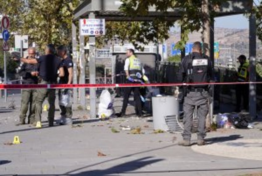 3 Israeli buses blown up in suspected 'terror attack'