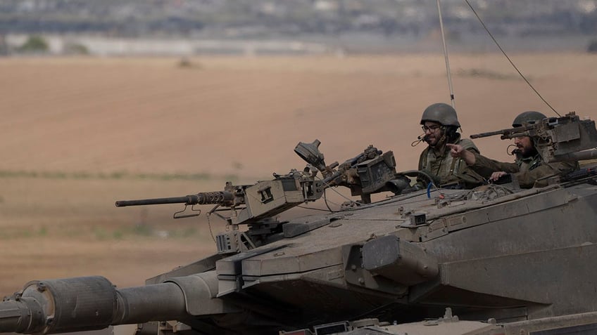 Israeli tank near Gaza
