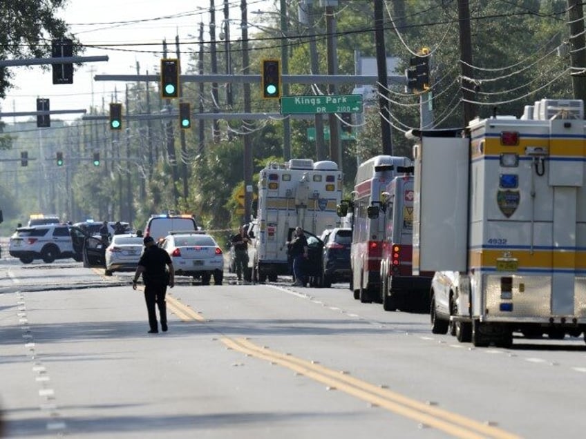 3 people dead after shots fired in florida dollar general store