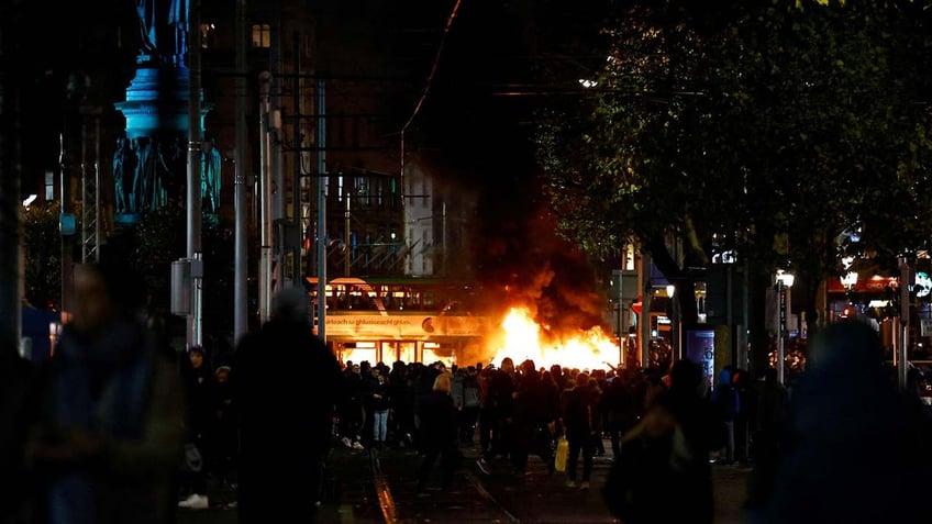 34 arrested in ireland riots after child is stabbed in dublin