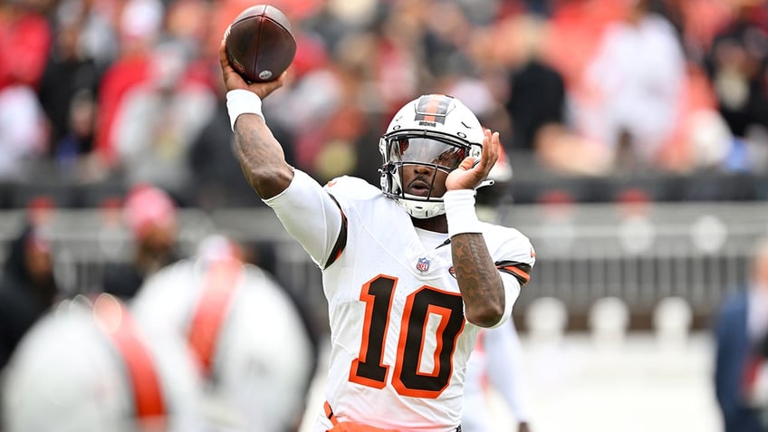 49ers browns players scuffle in pregame warmups before crucial game