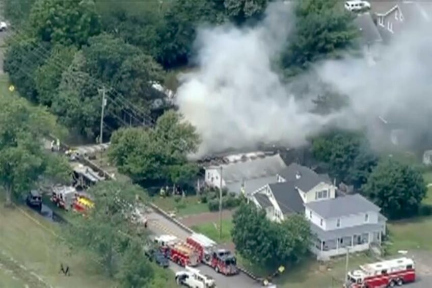 4th body is found in new jersey house that exploded 2 injured children were rescued by civilians