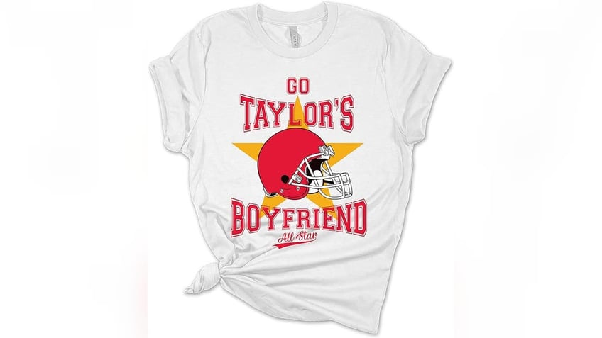 5 super bowl essentials all taylor swift fans need for game day