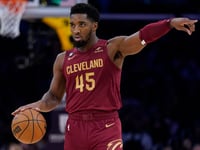 5-time NBA All-Star Donovan Mitchell agrees to 3-year contract extension with Cavaliers: report
