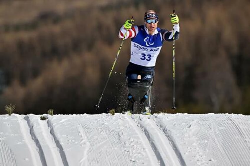 5 ways to build extraordinary resilience according to an ex navy seal and paralympic champion