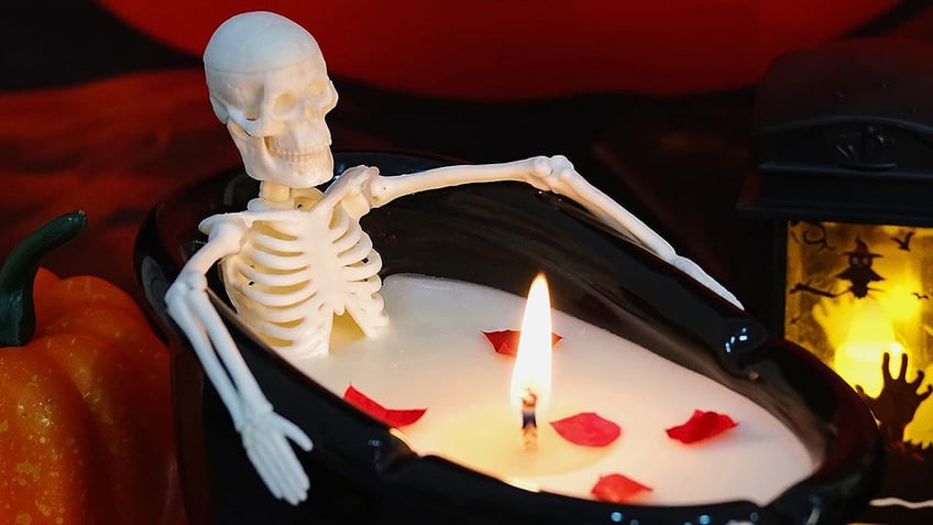 5 whimsical halloween decorations to help you haunt up your house