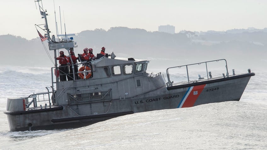 5 year old girl dies search suspended for grandfather after wave sweeps them out to sea at california beach