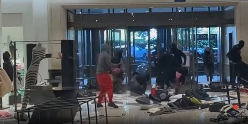 50 cent says told you la was finished after viral flash mob smash and grab at nordstrom