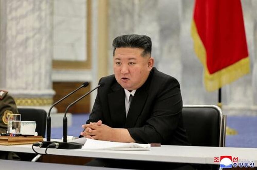 6 americans detained in south korea for trying to send rice bibles dollars to north