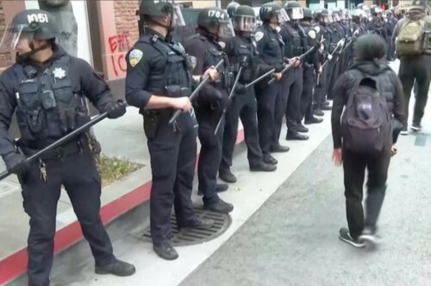 60 people arrested during san francisco protest against immigration raids police