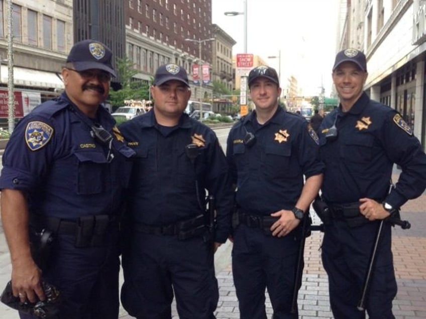 6000 police officers from 13 states dc guarded gop convention in cleveland
