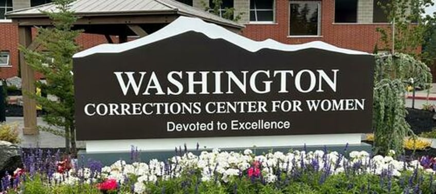 64 trans child molester sexually abused female cellmate in washington prison suit