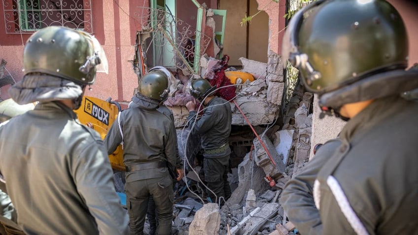 68 magnitude earthquake kills over 1000 people in morocco rescue efforts underway