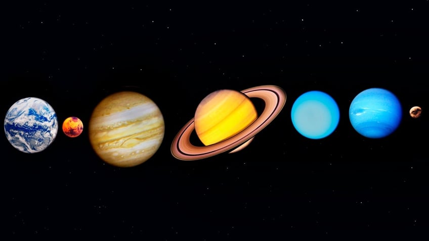 Step outside and look into the night's sky to see all seven planets in the solar system on full display.