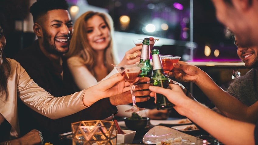 7 ways drinking alcohol can impact your gut health sobering effects