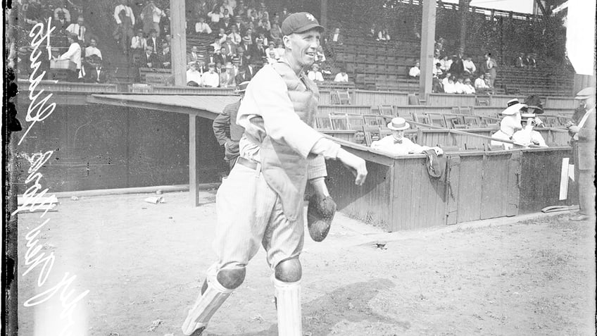 7 world series gaffes that will never be forgotten