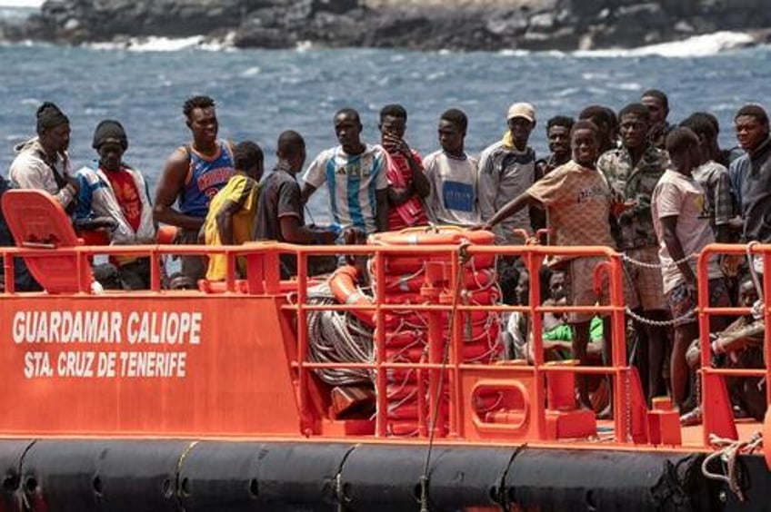 70 of spaniards want mass deportation of illegal immigrants