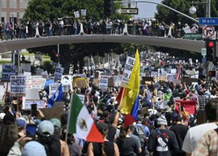 700 Marines deployed to LA as Trump, Gov. Newsom clash over response