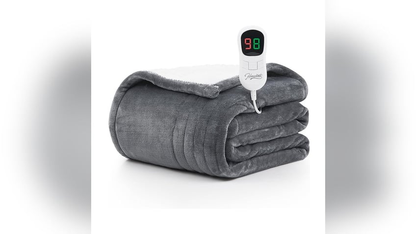 Heated blankets are warm, comfortable blankets anyone who lives in cold climates will appreciate. 