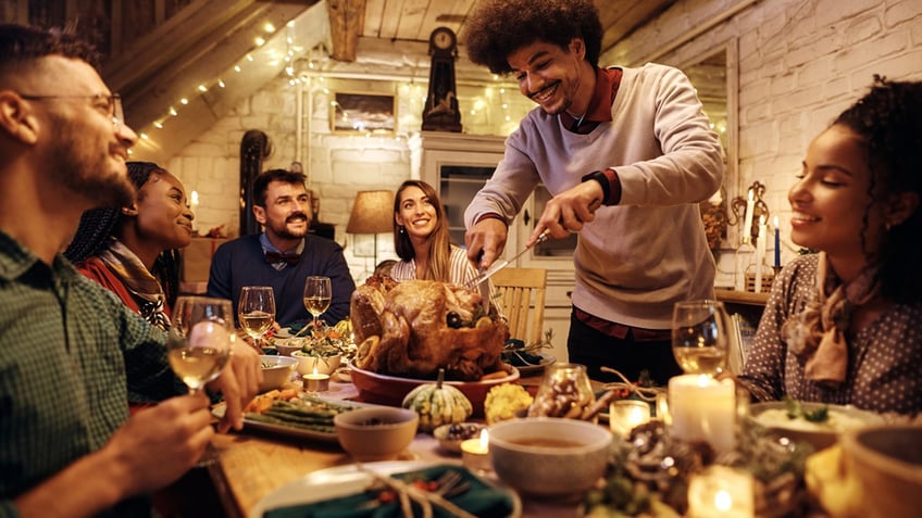 9 ways you can save big as the host of thanksgiving dinner