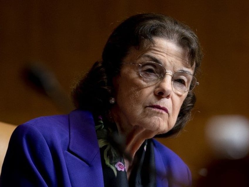 90 year old dianne feinstein falls at california home briefly hospitalized