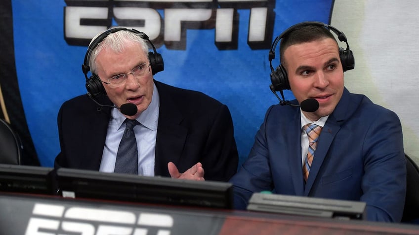 Hubie Brown and Ryan Ruocco call NBA game