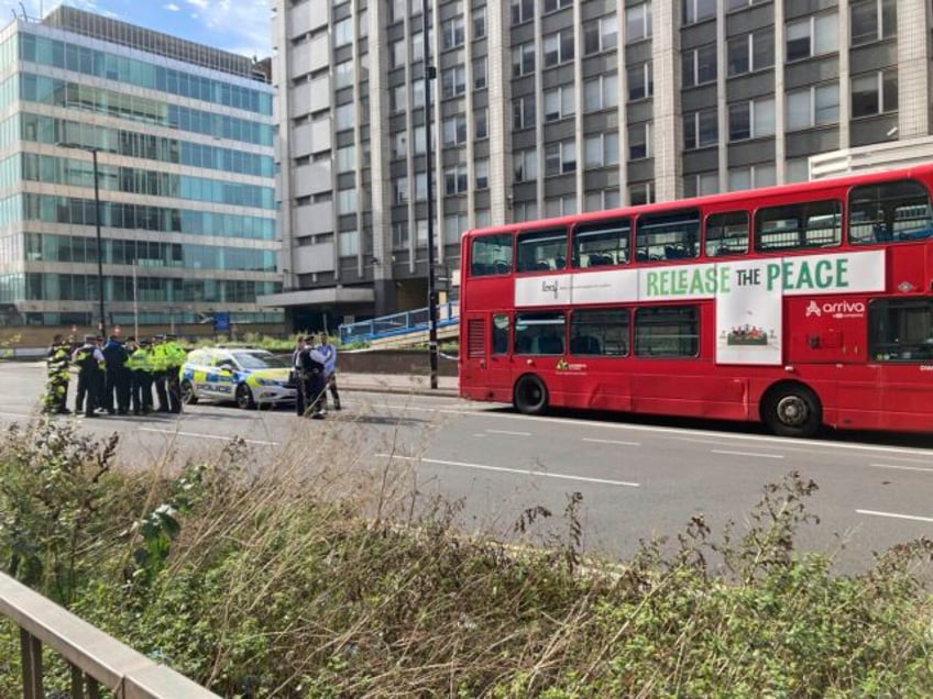 a 15 year old girl was stabbed to death near london a 17 year old male suspect has been arrested