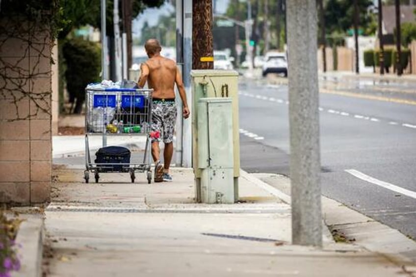 a crisis of extremes behind the homeless surge in californias high desert